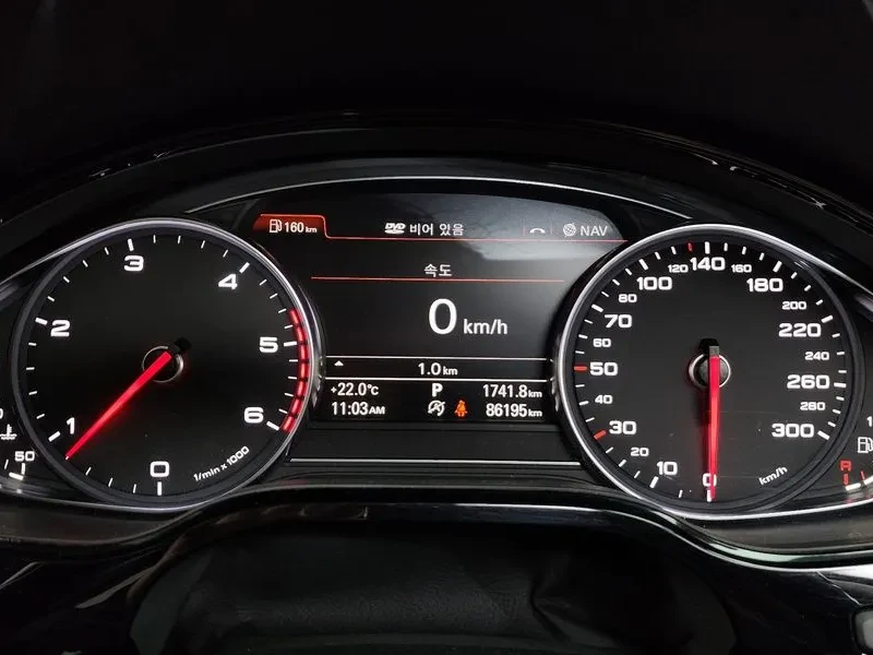 Audi A8 3.0 TDI Quattro - САМО 30% АВАНС, снимка 15 - Автомобили и джипове - 55707664