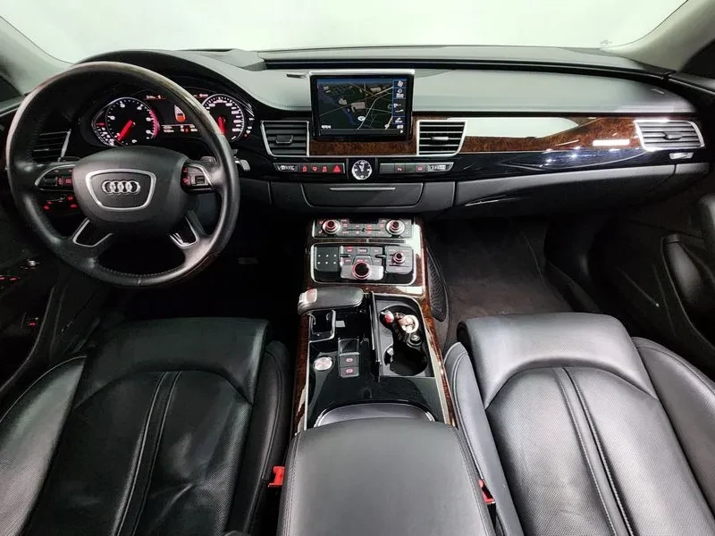 Audi A8 3.0 TDI Quattro - САМО 30% АВАНС, снимка 13 - Автомобили и джипове - 55707664