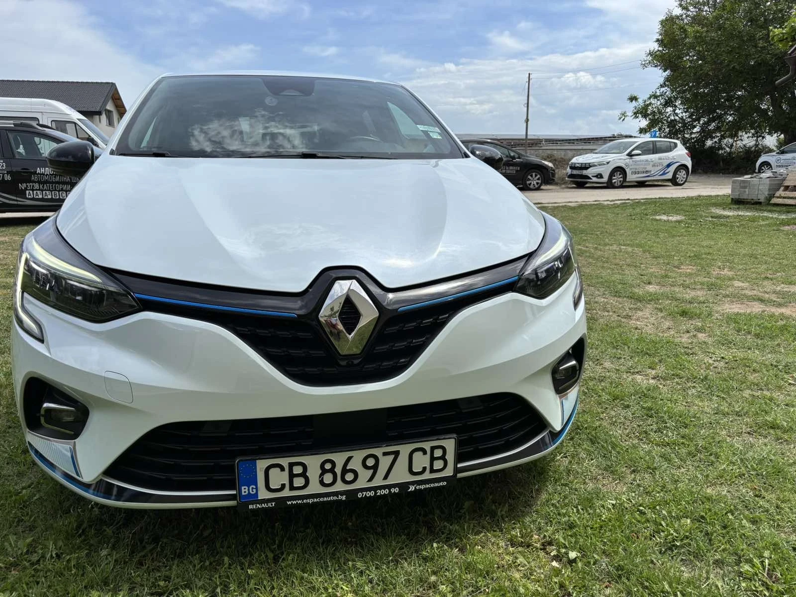 Renault Clio Renault Clio Clio Zen Hybrit E-Tech-140hp: - изображение 4
