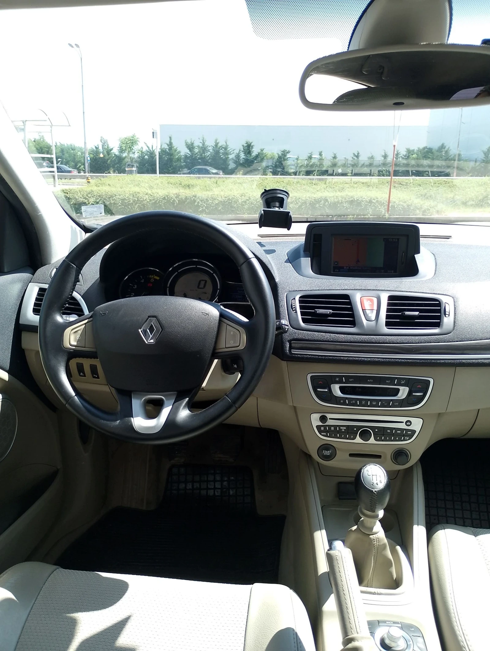 Renault Megane 1.9 DCI 131кс. - изображение 10