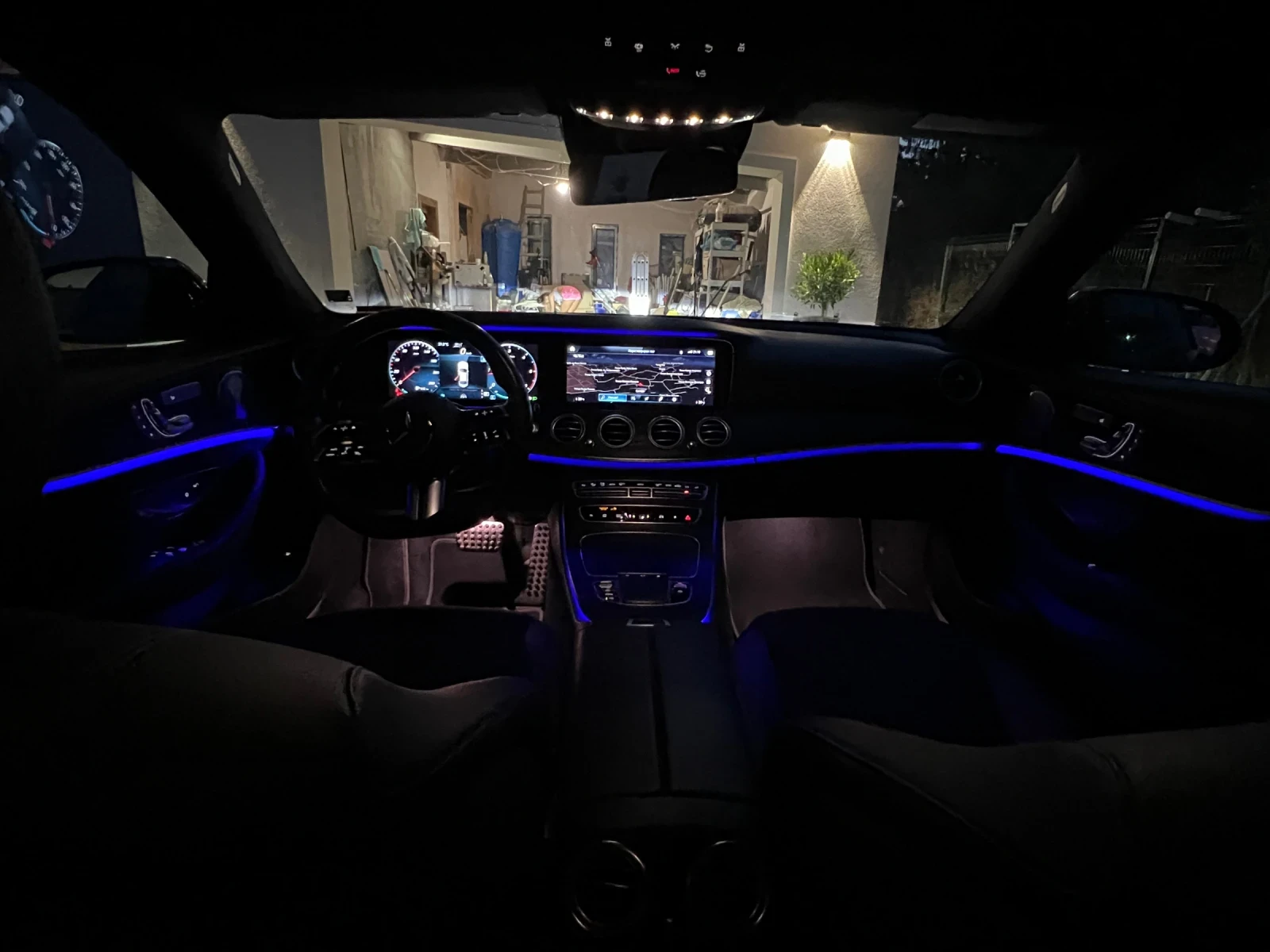 Mercedes-Benz E 220 4Matic - изображение 8