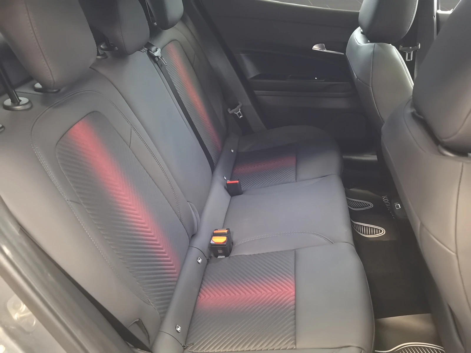 Alfa Romeo Junior SPECIALE IBRIDA 1.2 48V-Hybrid 6-DCT 145Hp | Mobile.bg   13