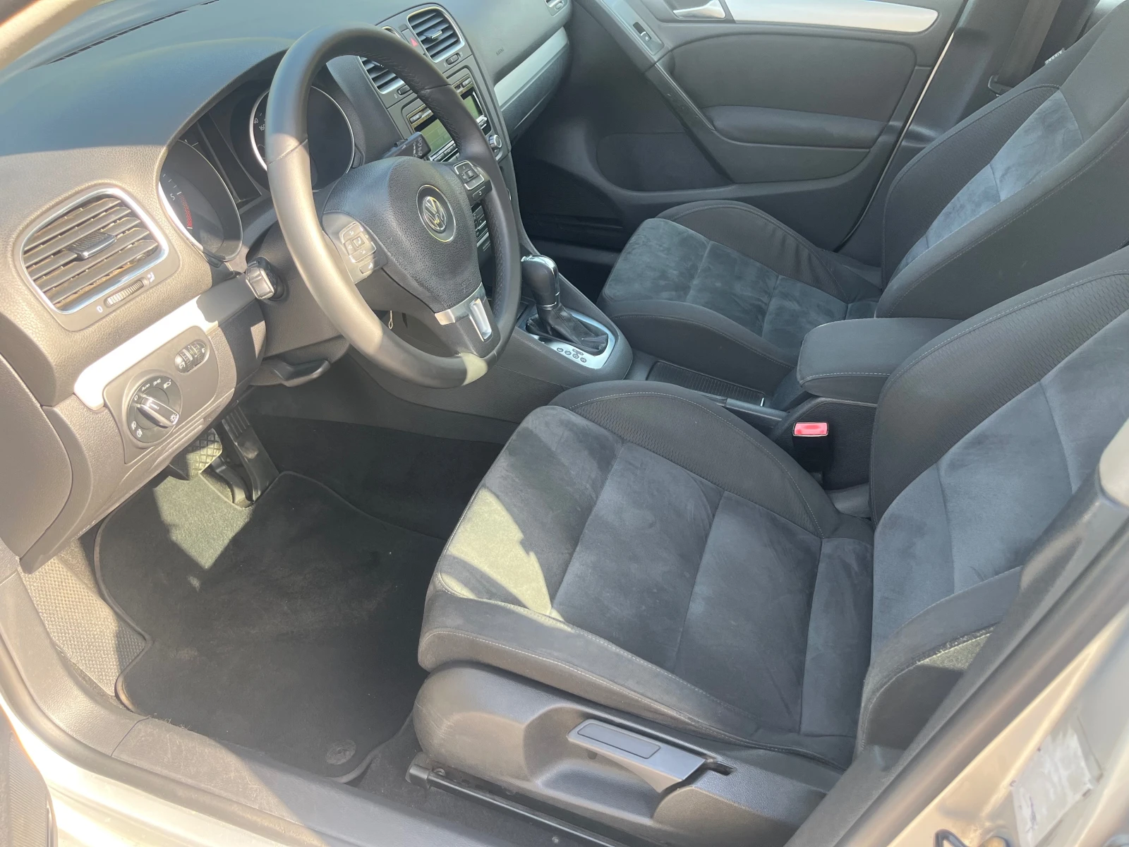 VW Golf 2.0TDI 140kc HIGH LINE ITAY AUTOMATIC - изображение 10