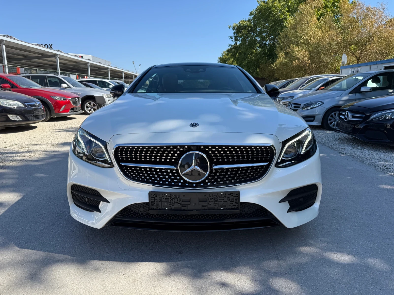 Mercedes-Benz E 220 AMG - 4MATIC - BURMESTER - 360  - изображение 3