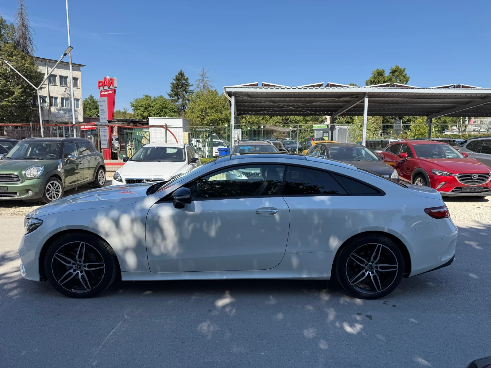 Mercedes-Benz E 220 AMG - 4MATIC - BURMESTER - 360  - изображение 7