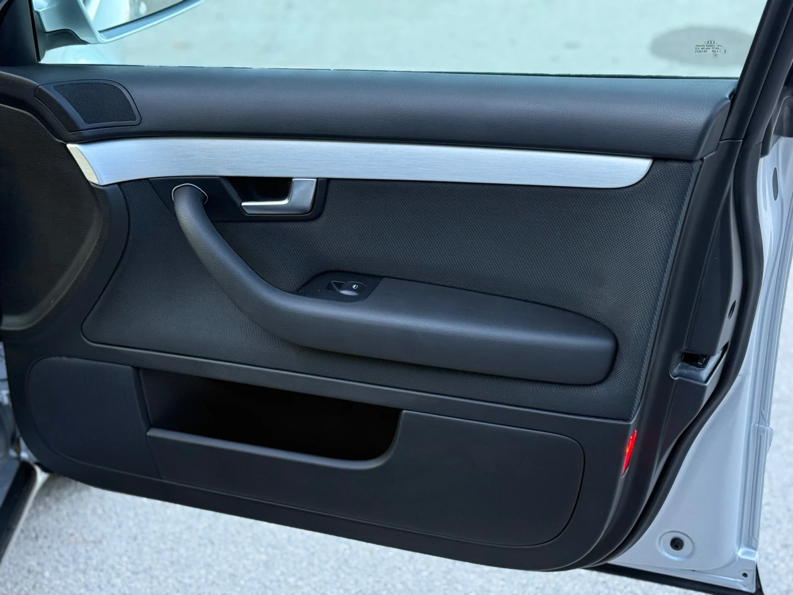 Audi A4 3X S LINE - изображение 10