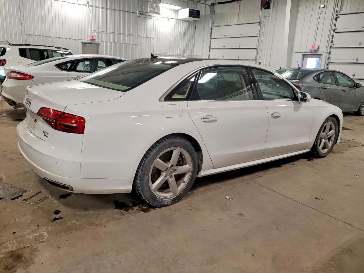 Audi A8 L* Matrix* ��������* �����* 360* HUD* Blind spot | Mobile.bg � ����������� 3