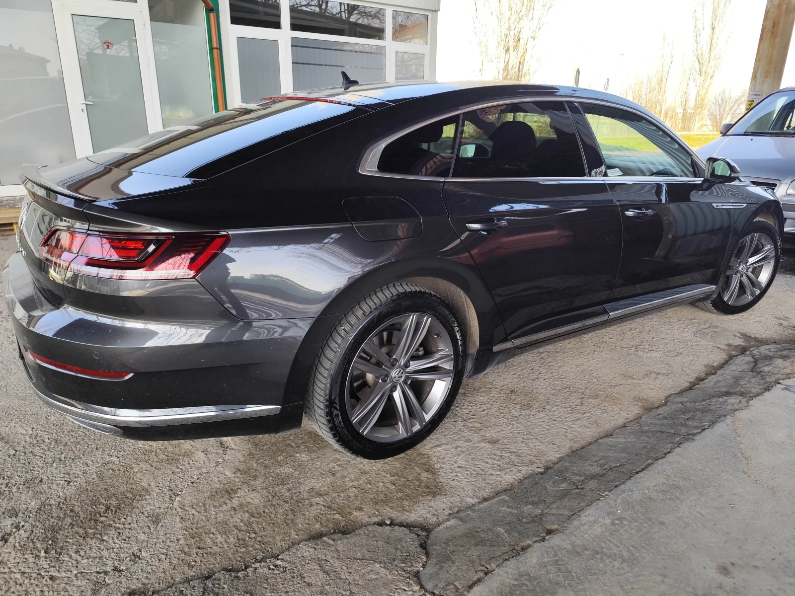 VW Arteon R-Line - изображение 5
