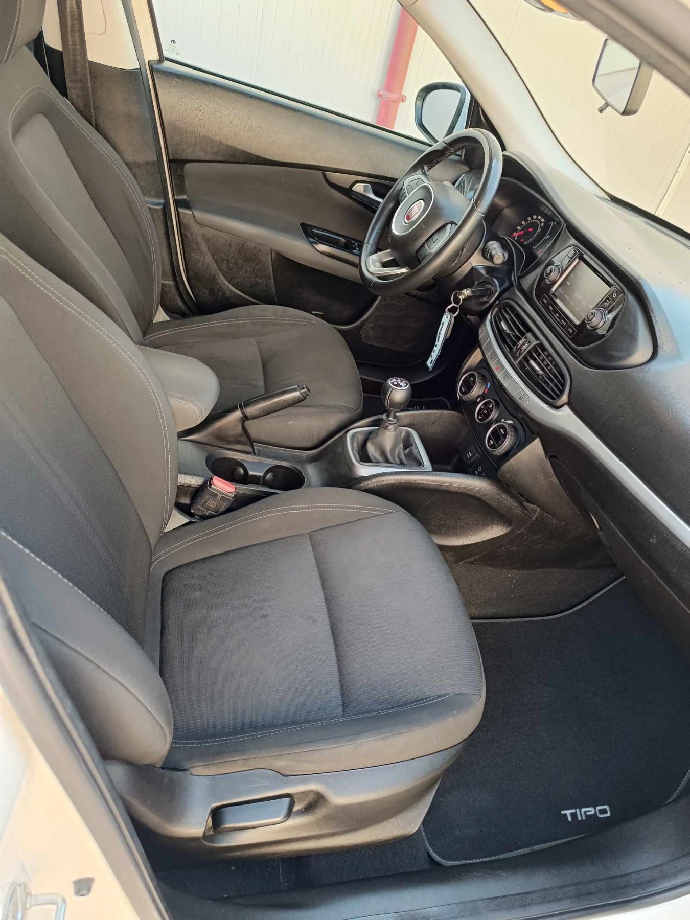 Fiat Tipo 1.4T, снимка 5 - Автомобили и джипове - 54007316