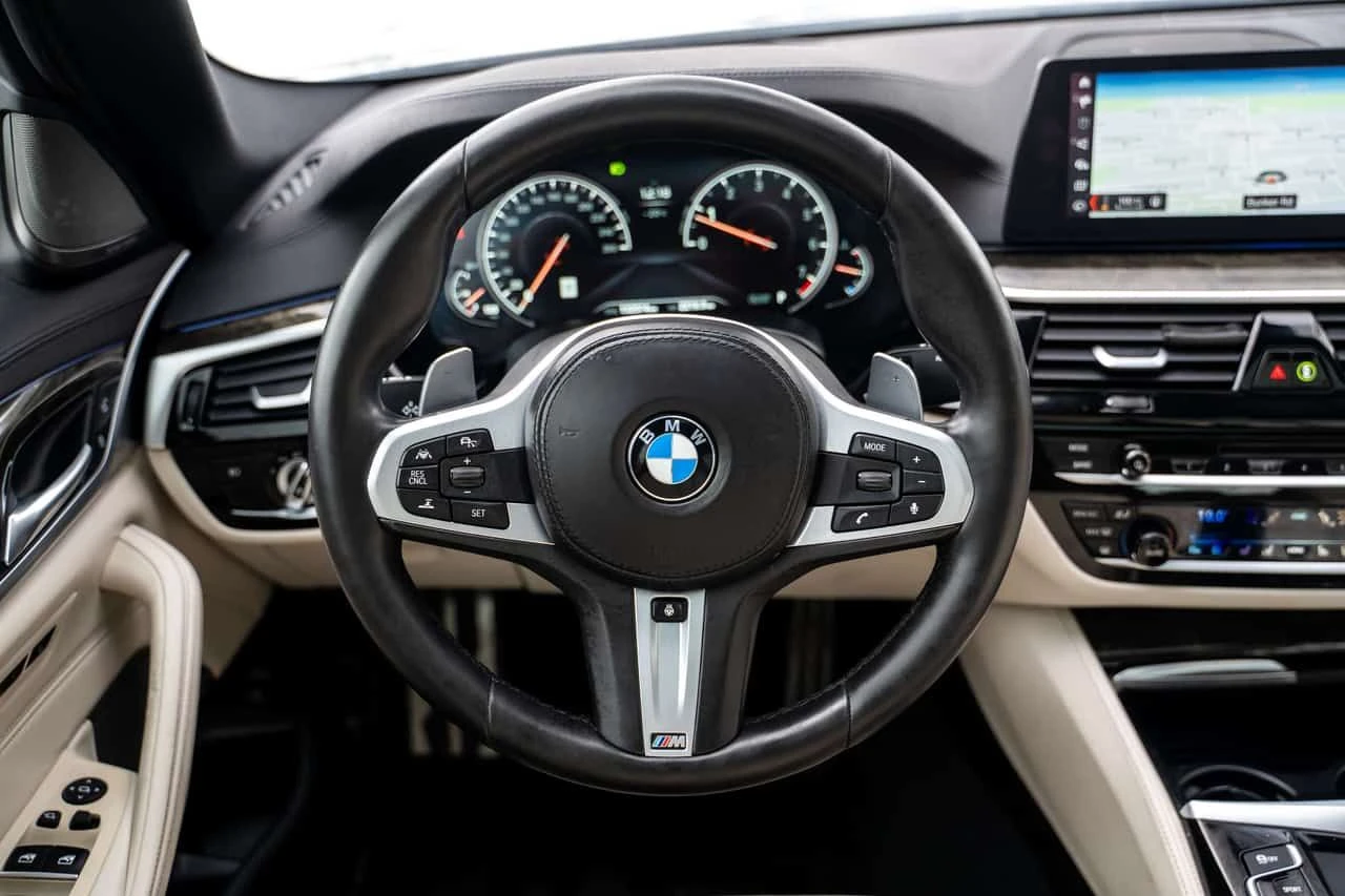 BMW 540 * xDrive * CARFAX * Фиксирана цена до България* , снимка 12 - Автомобили и джипове - 54207832