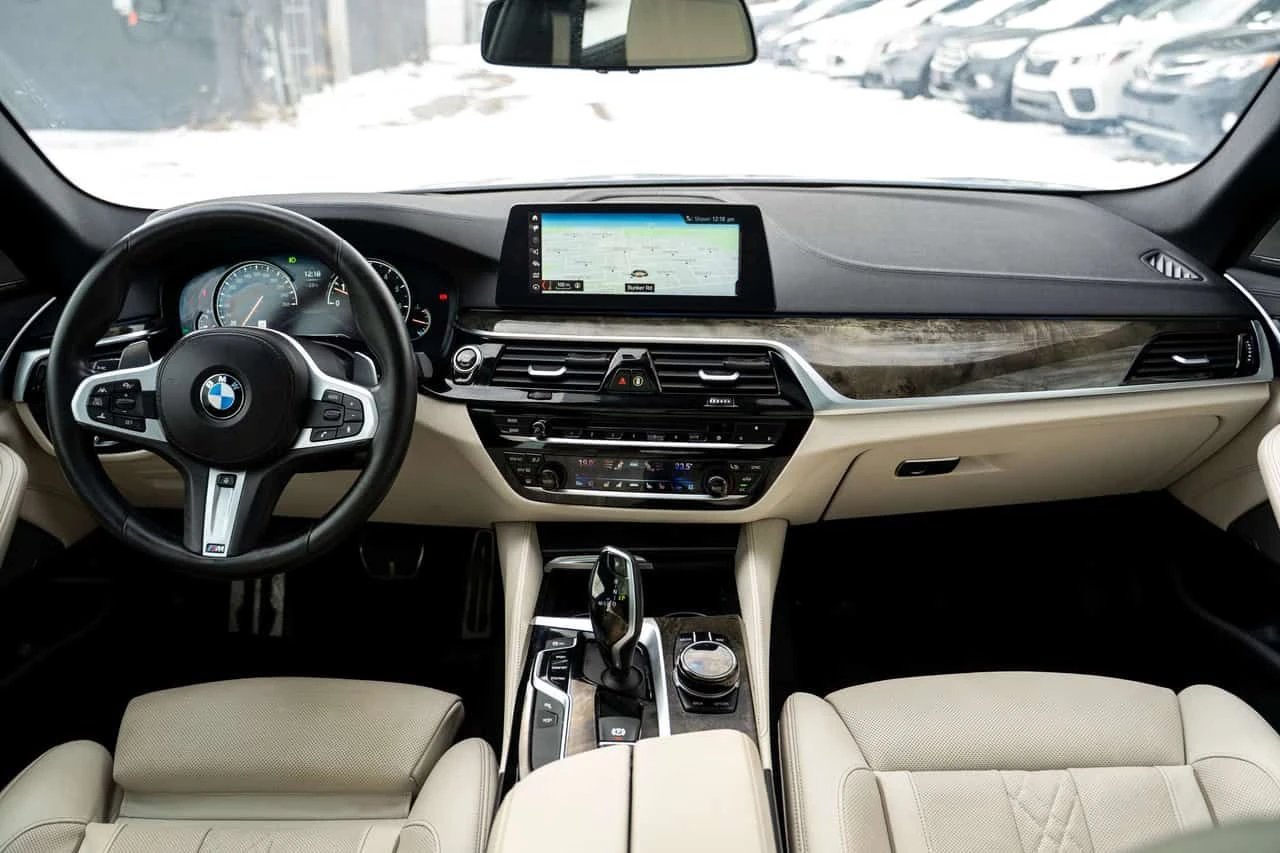 BMW 540 * xDrive * CARFAX * Фиксирана цена до България* , снимка 11 - Автомобили и джипове - 54207832