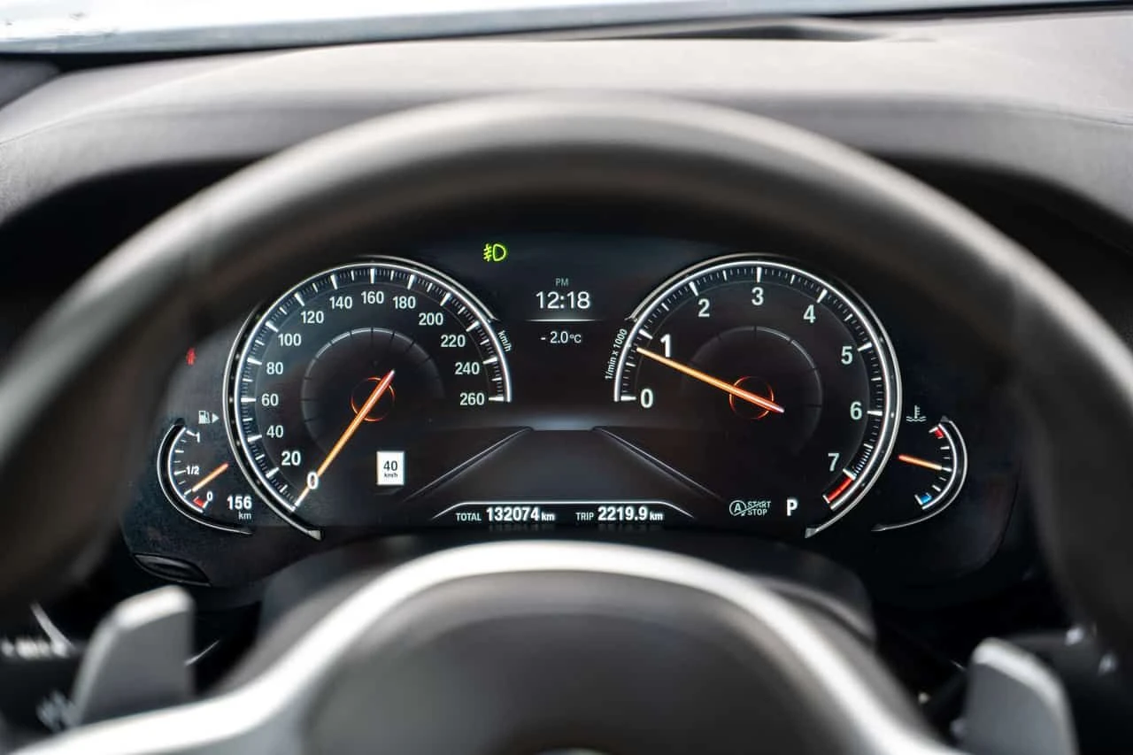 BMW 540 * xDrive * CARFAX * Фиксирана цена до България* , снимка 15 - Автомобили и джипове - 54207832