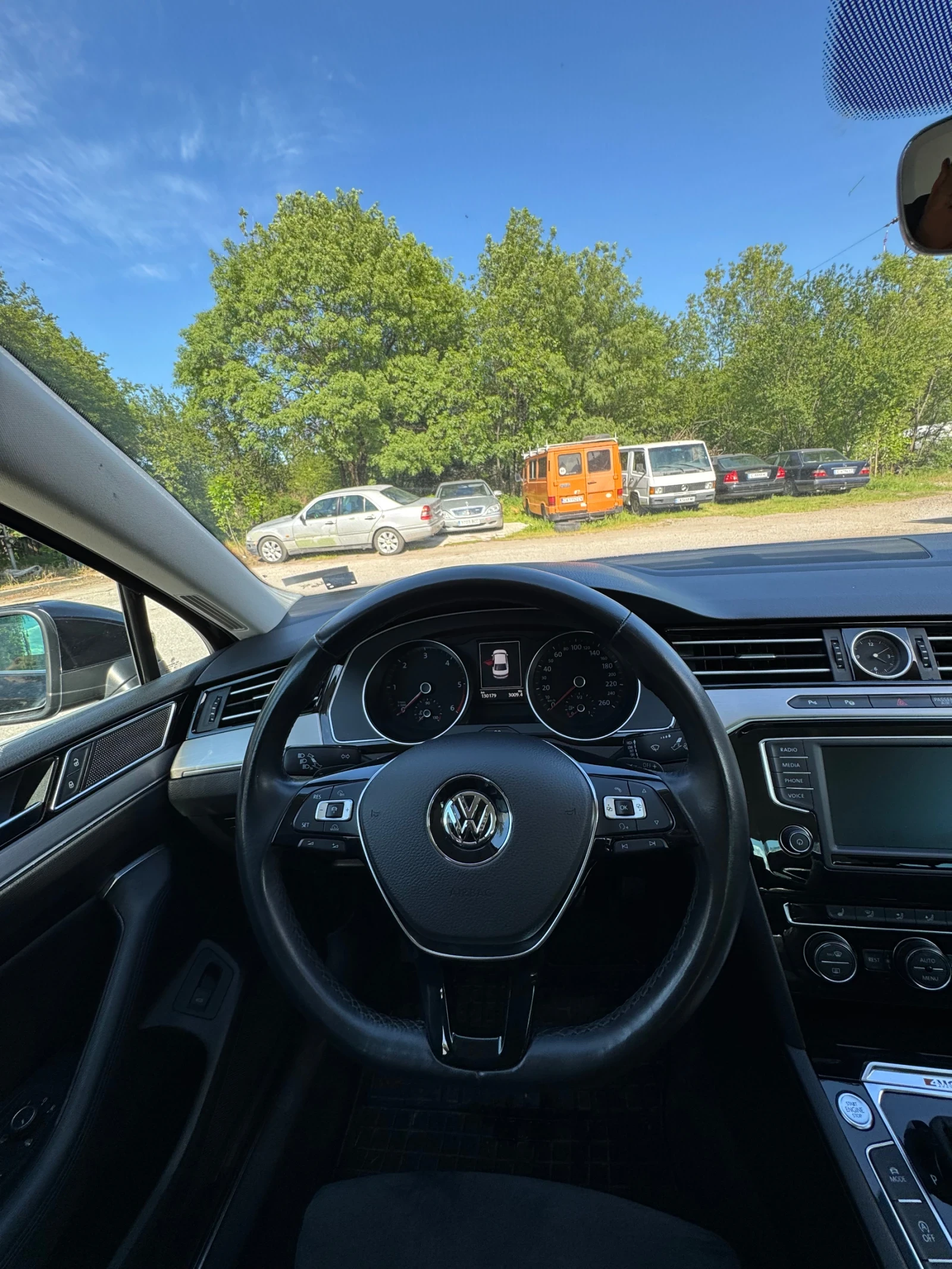 VW Passat 2.0 TDI 4motion Highline 1-ви собственик, снимка 12 - Автомобили и джипове - 54598746