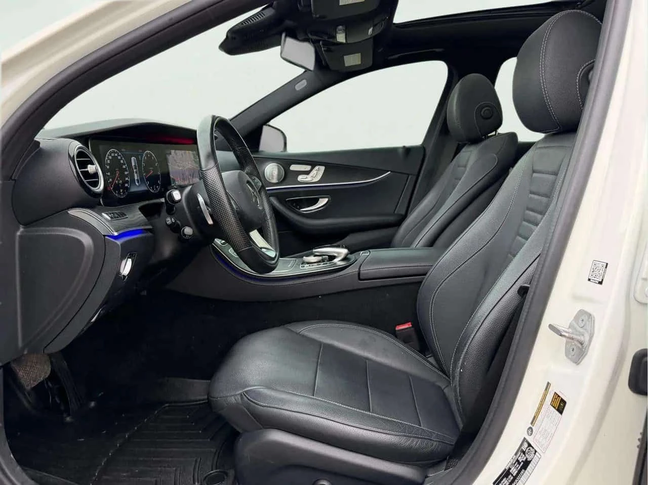 Mercedes-Benz E 400 * E400 4Matic Premium Pack Technolgy Pack Intellig, снимка 8 - Автомобили и джипове - 54785324