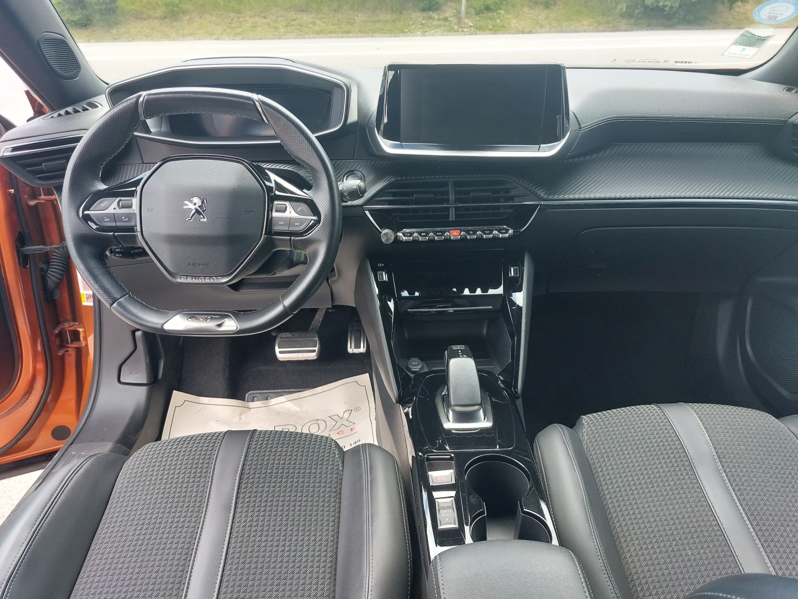 Peugeot 2008 GT Line, снимка 8 - Автомобили и джипове - 55035912