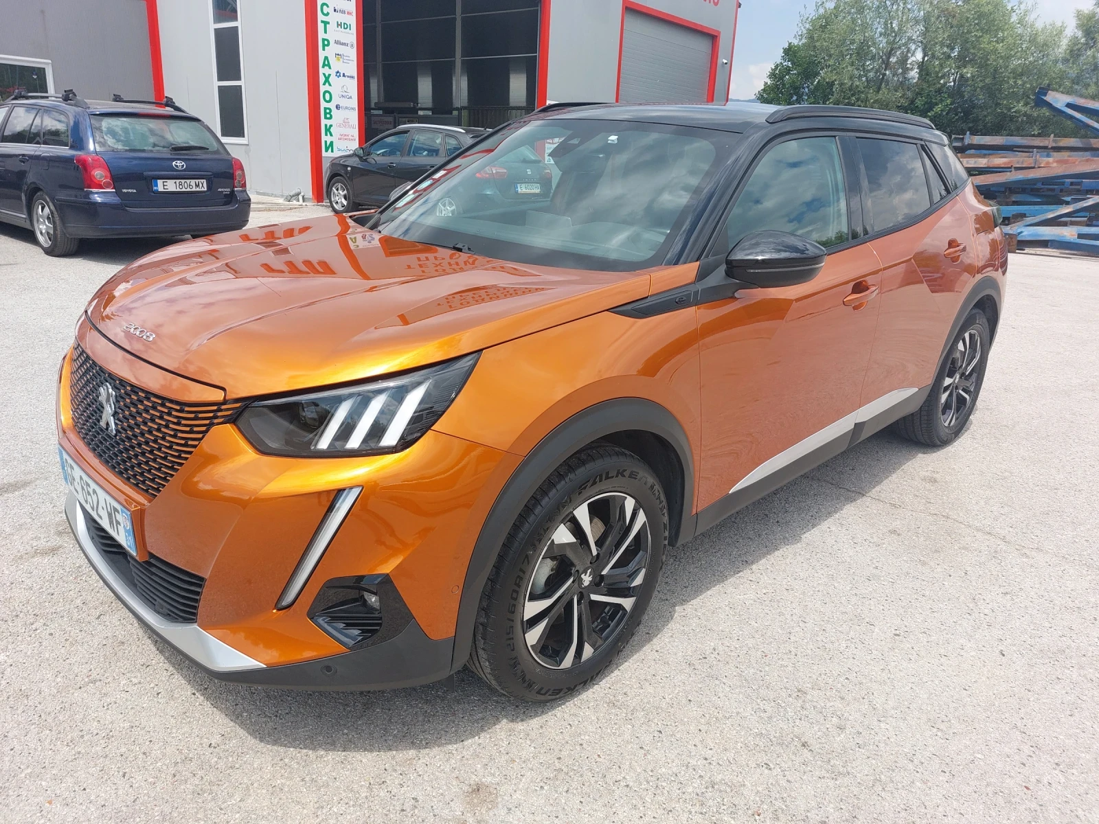 Peugeot 2008 GT Line, снимка 2 - Автомобили и джипове - 55035912