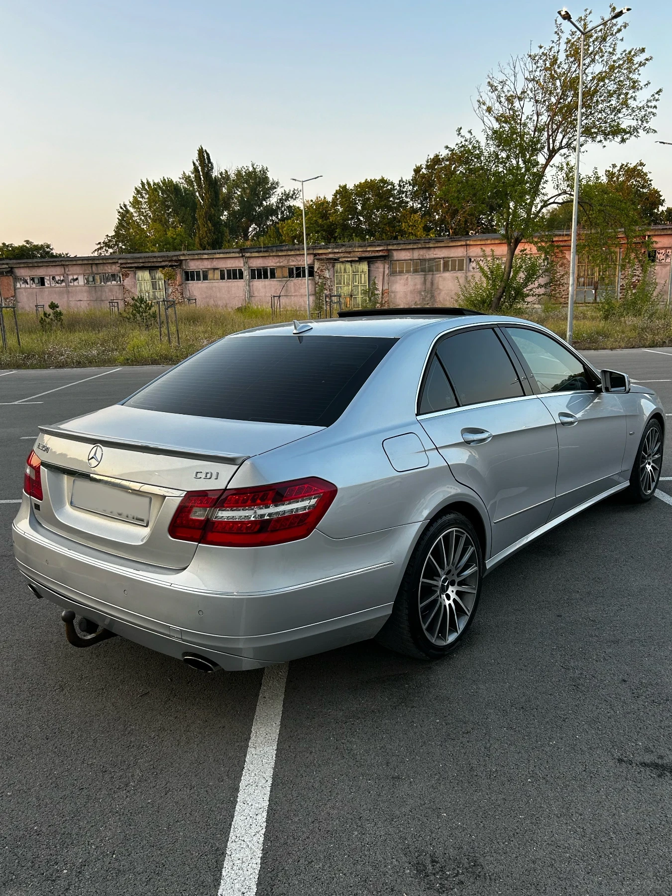 Mercedes-Benz E 350 CDI Avantgarde , снимка 3 - Автомобили и джипове - 55566028