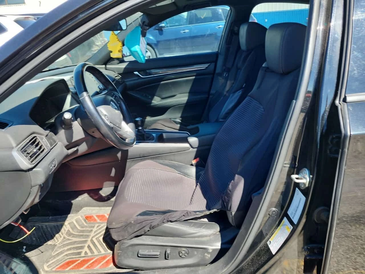 Honda Accord * Manual Sport 2.0 * CARFAX * ОПЦИЯ ЗА ФИНАНСИРАНЕ, снимка 3 - Автомобили и джипове - 55691143
