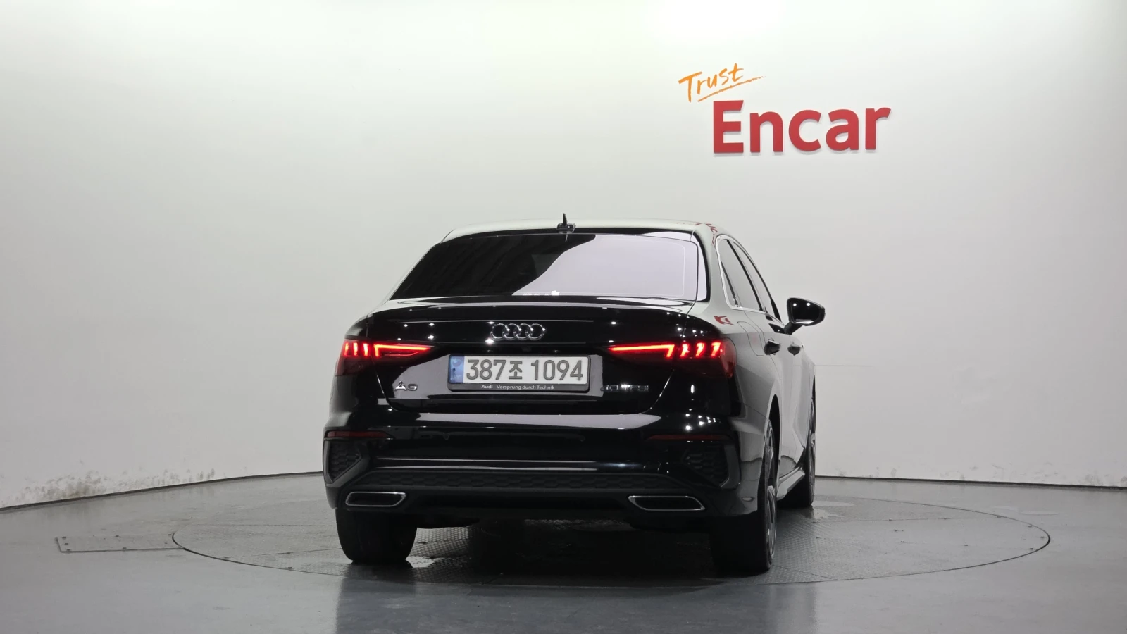 Audi A3 40 TFSI* BLIND SPOT* ЛЮК* КРАЙНА ЦЕНА, снимка 4 - Автомобили и джипове - 55983967
