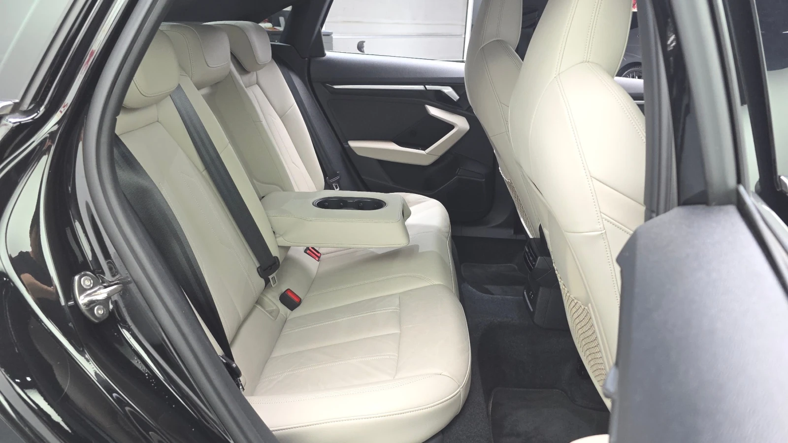 Audi A3 40 TFSI* BLIND SPOT* ЛЮК* КРАЙНА ЦЕНА, снимка 12 - Автомобили и джипове - 55983967