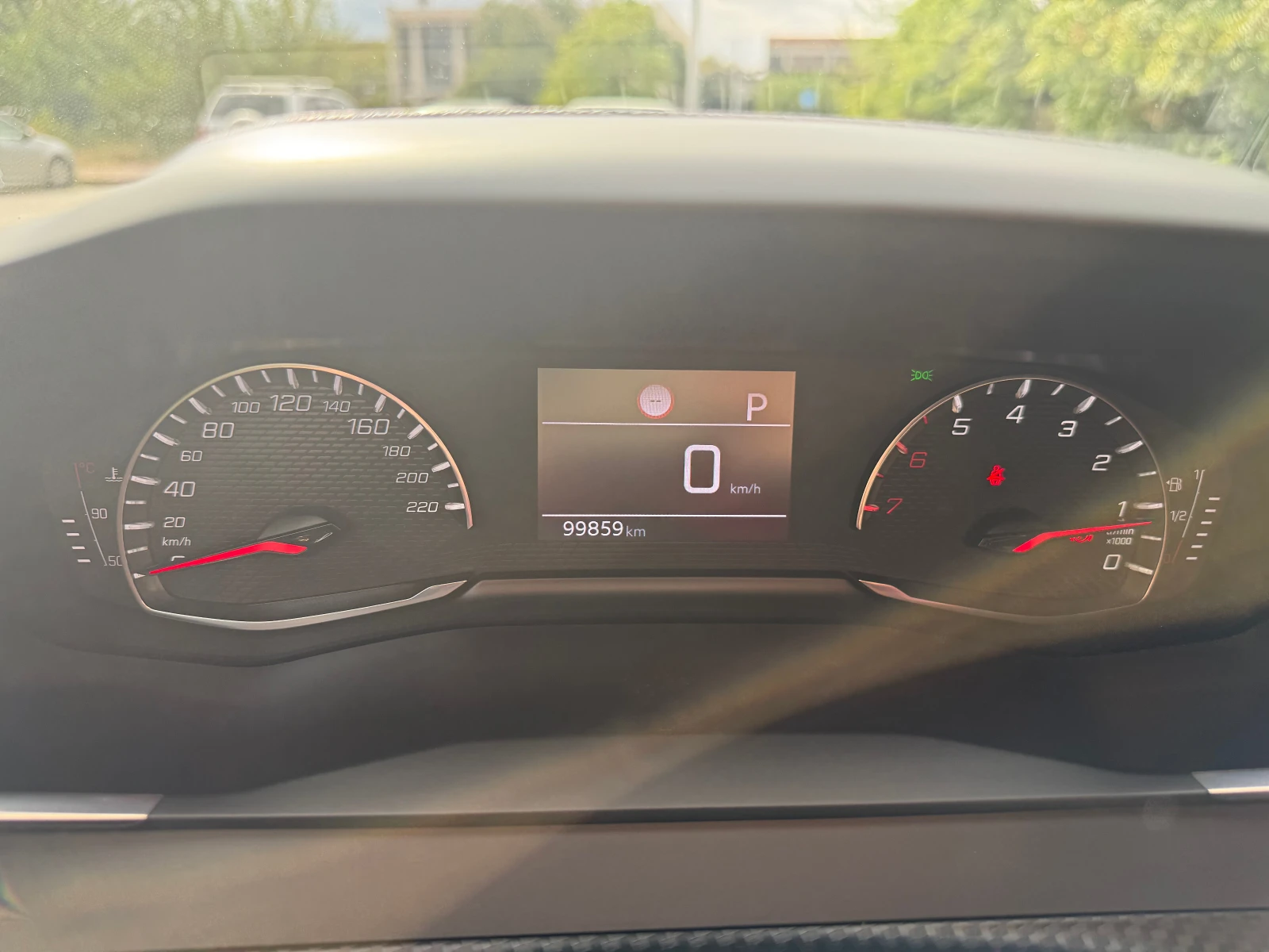 Peugeot 2008, снимка 2 - Автомобили и джипове - 56183480