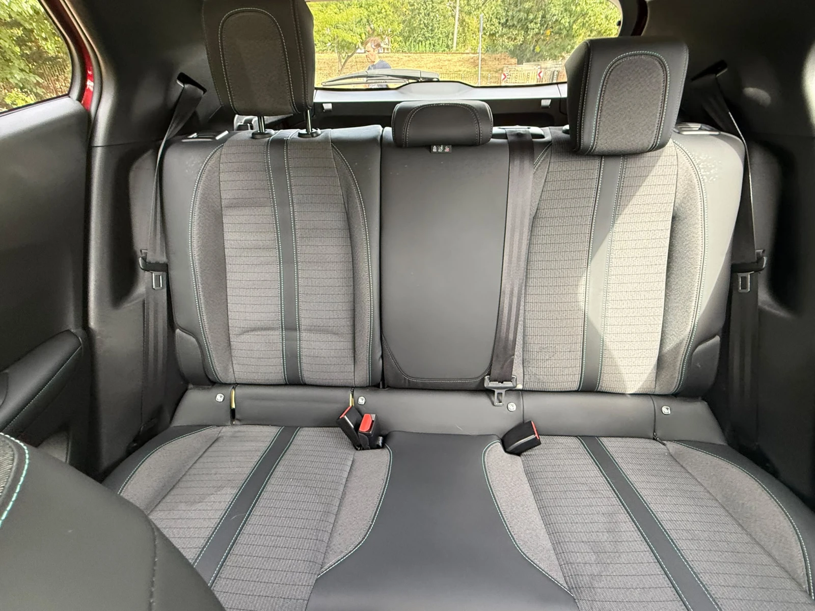 Peugeot 2008, снимка 12 - Автомобили и джипове - 56183480