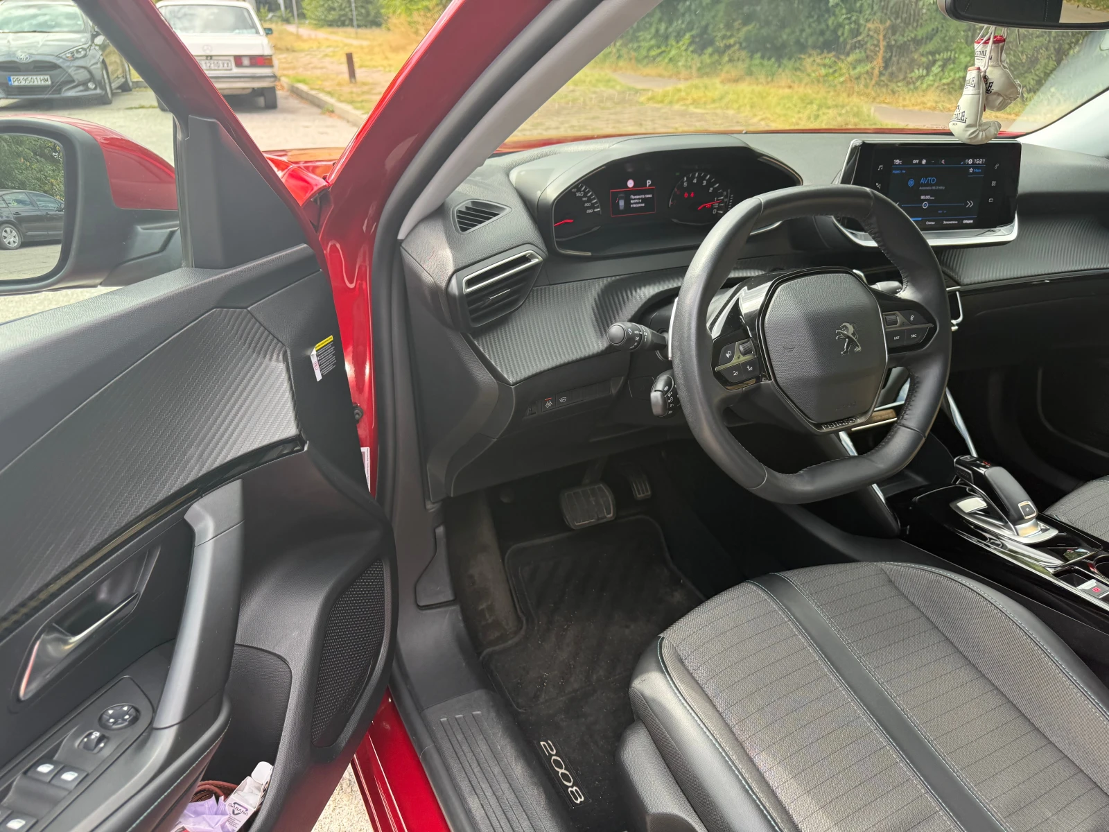 Peugeot 2008, снимка 10 - Автомобили и джипове - 56183480
