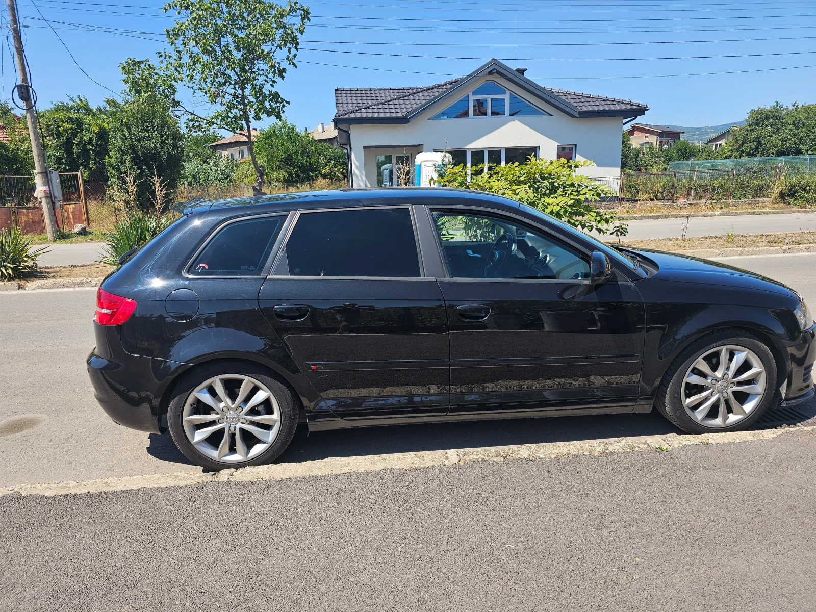 Audi A3 1.6- газ-инж, снимка 3 - Автомобили и джипове - 56248176