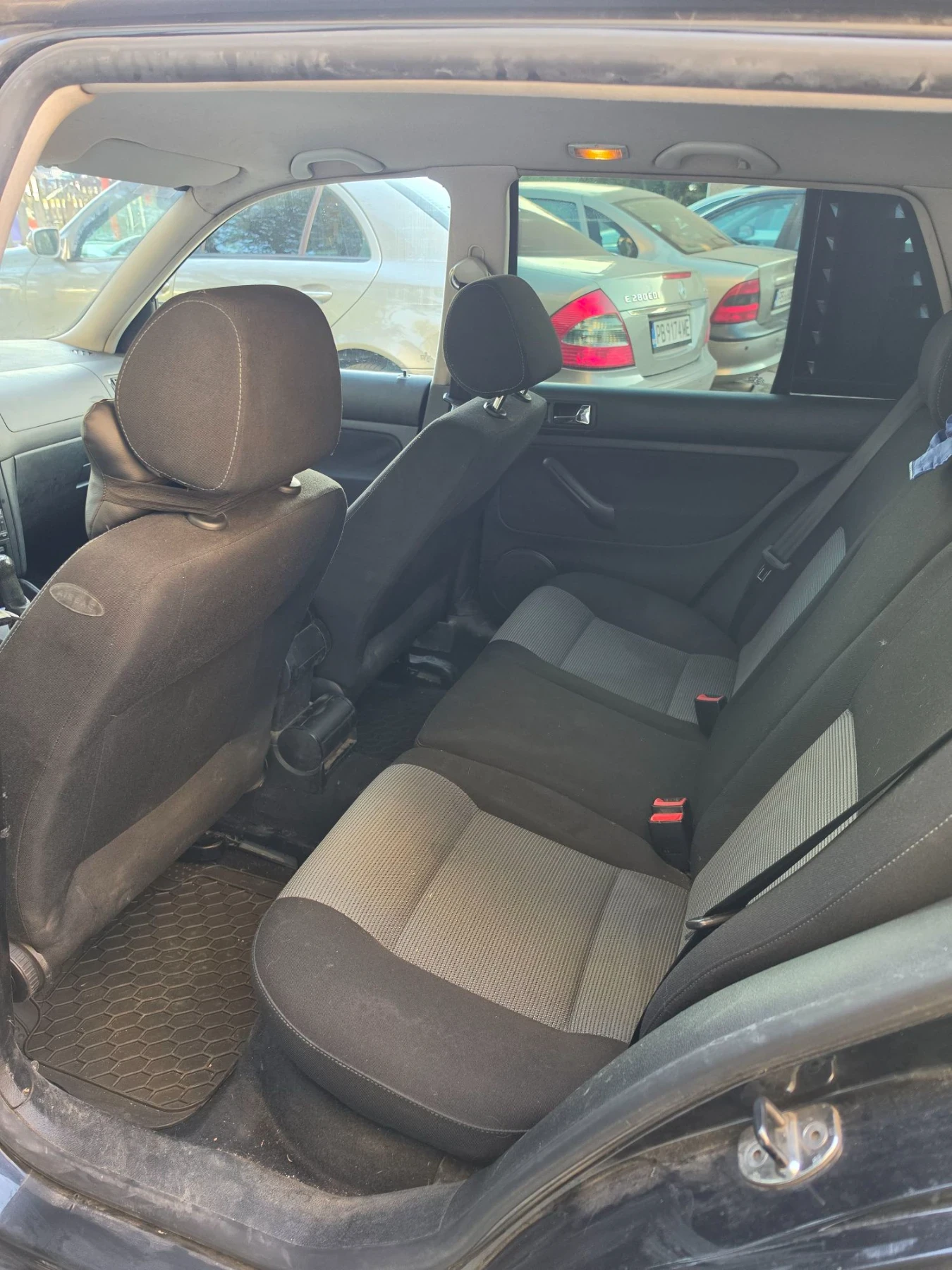 VW Golf, снимка 5 - Автомобили и джипове - 56600106