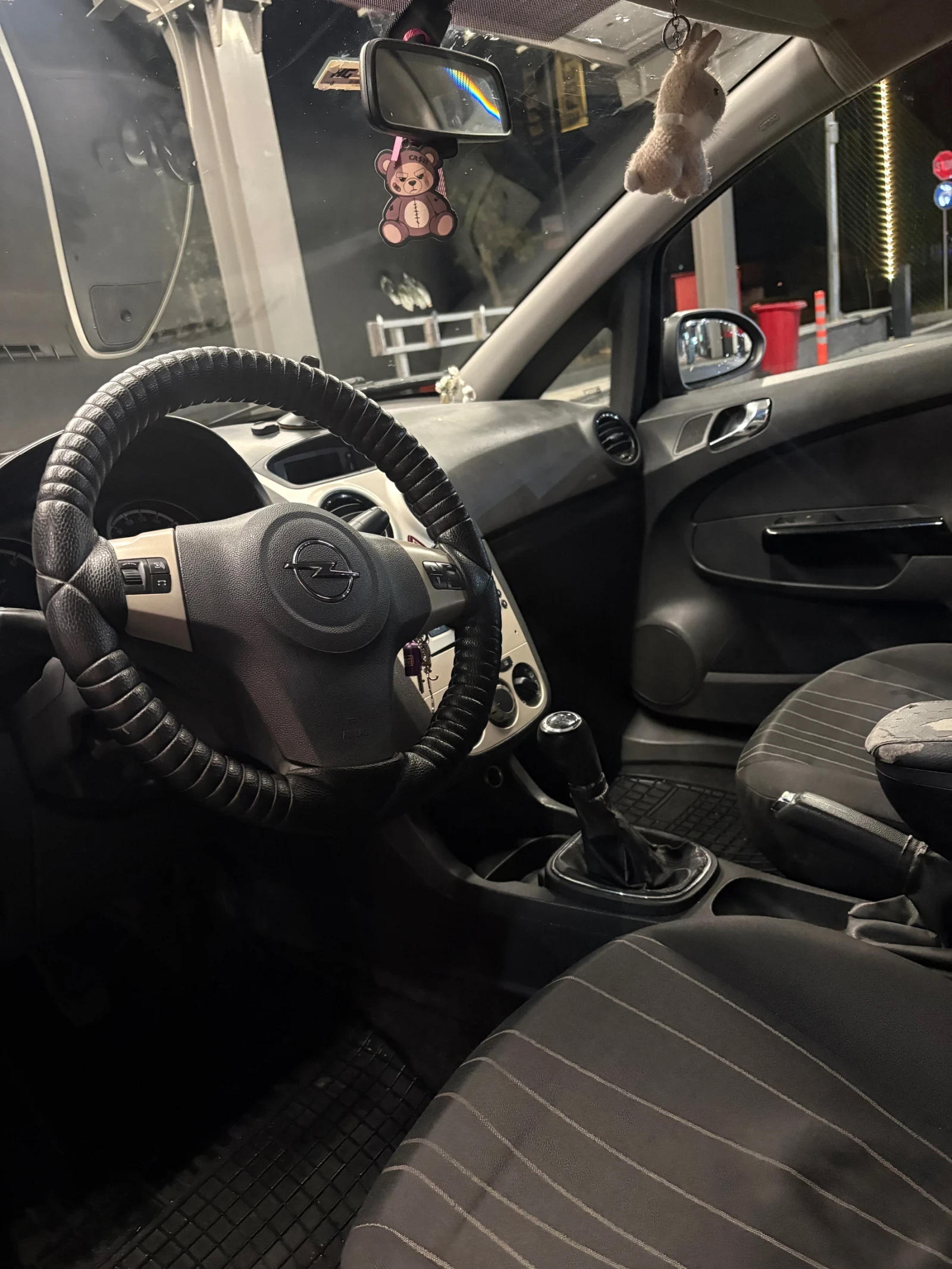 Opel Corsa, снимка 4 - Автомобили и джипове - 56639209