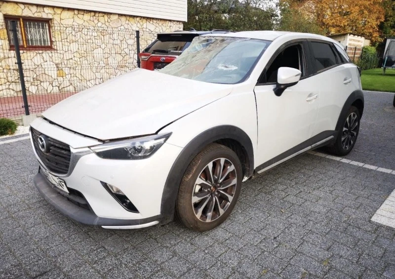 Mazda CX-3, снимка 1 - Автомобили и джипове - 38532401