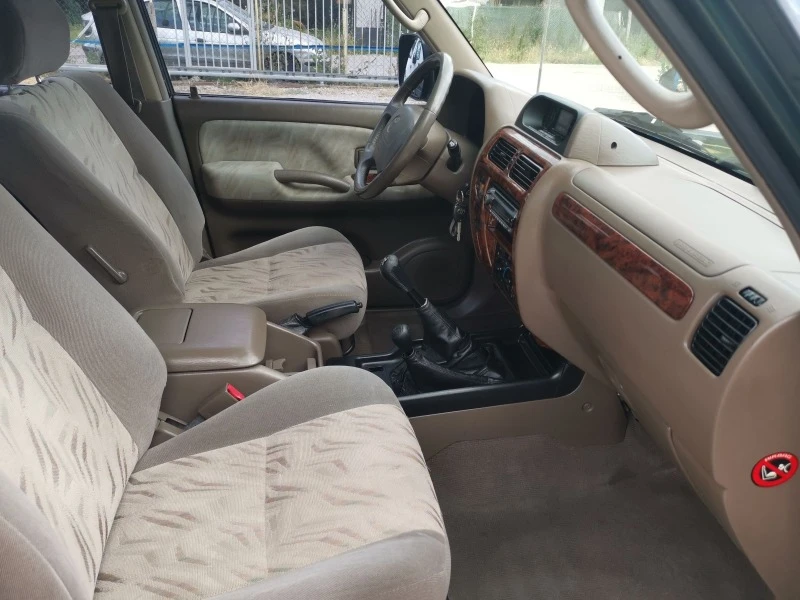 Toyota Land cruiser 3.4  BENZIN UNIKAT FACE , снимка 10 - Автомобили и джипове - 46173804