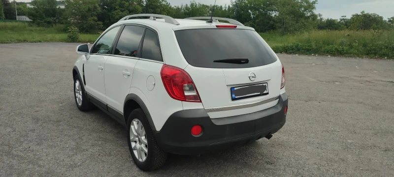 Opel Antara 2.4i, снимка 4 - Автомобили и джипове - 47707083