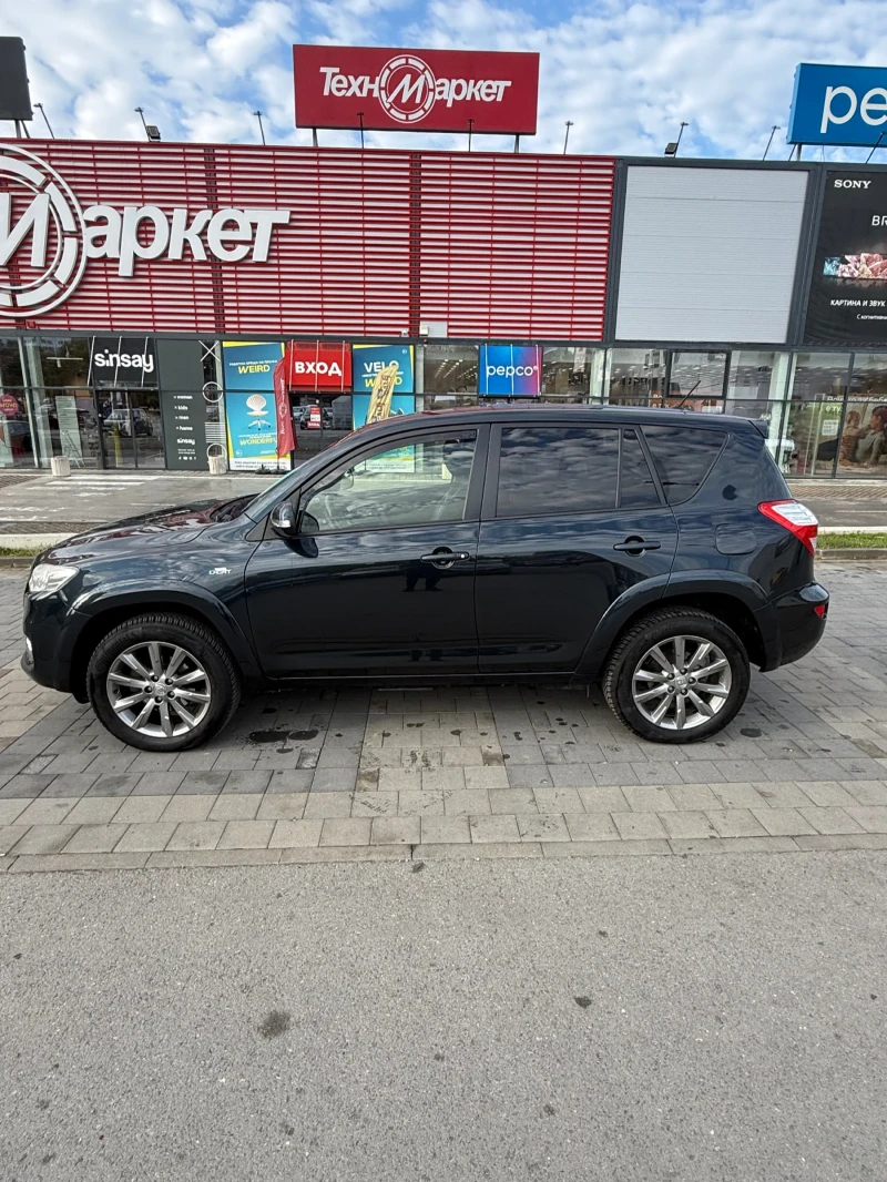 Toyota Rav4 2.2 D 150кс., снимка 3 - Автомобили и джипове - 52167033