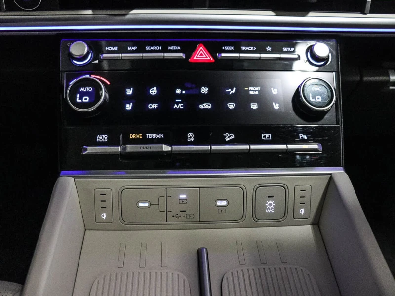 Hyundai Santa fe Calligraphy* 7-местен* Всички Екстри* , снимка 12 - Автомобили и джипове - 52699539