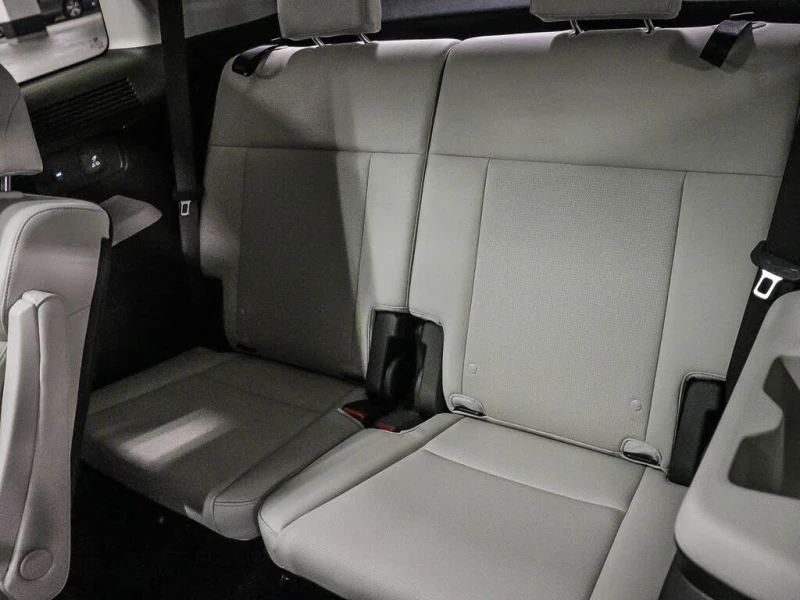 Hyundai Santa fe Calligraphy* 7-местен* Всички Екстри* , снимка 15 - Автомобили и джипове - 52699539