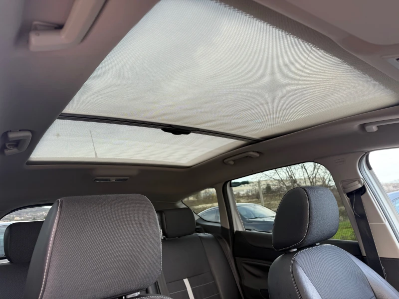 Ford Kuga 2.0TDCi, 163кс, TITANIUM, 4x4, KEYLESS, снимка 12 - Автомобили и джипове - 52546817