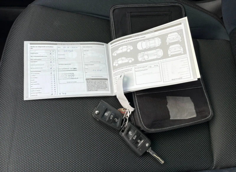 Seat Ateca Xcellence 1.4 TSi, снимка 15 - Автомобили и джипове - 52722143