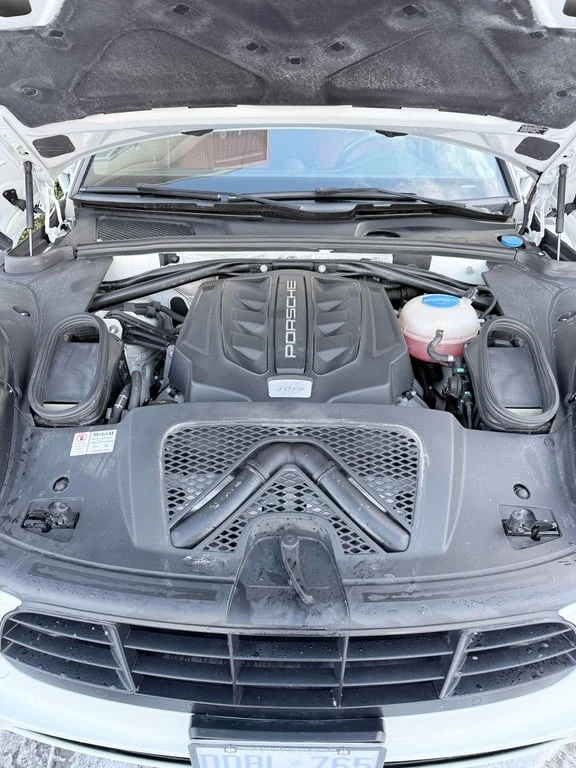 Porsche Macan GTS  CARFAX, снимка 11 - Автомобили и джипове - 53000835