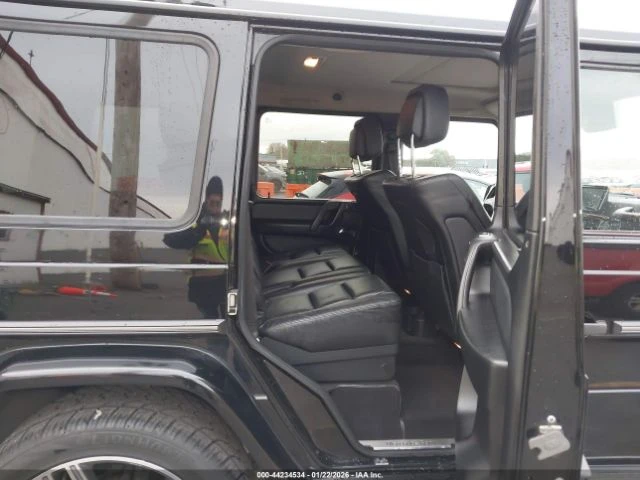 Mercedes-Benz G 550 - изображение 8