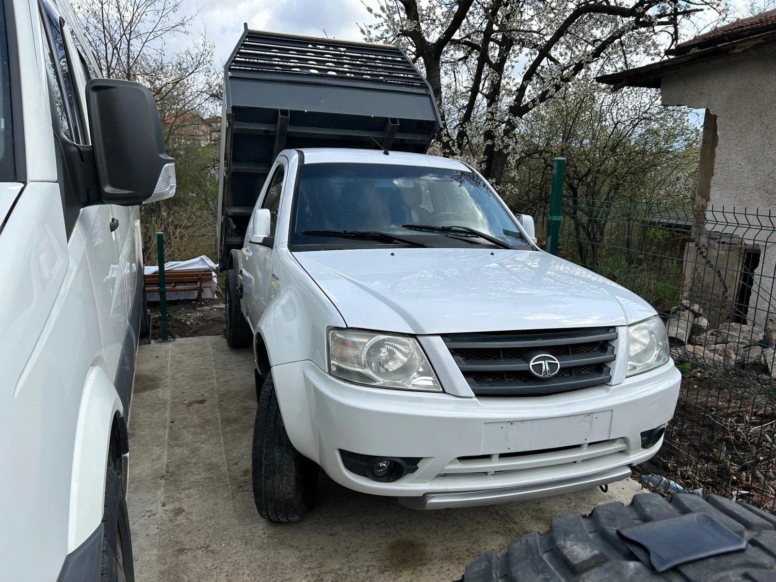 Tata Xenon 2.2Dicor, снимка 1