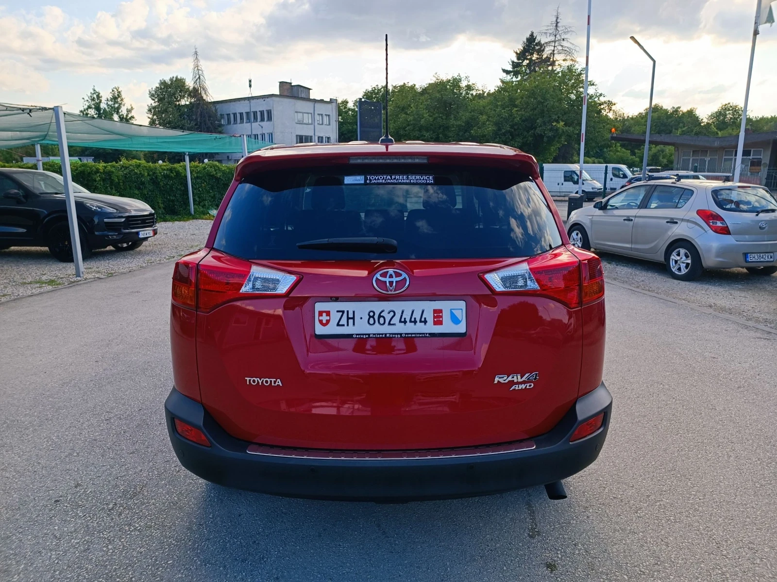 Toyota Rav4 2.0i-152-ШВЕЙЦАРИЯ-АВТОМАТ-4Х4-NAVI-KEYLESS - изображение 4