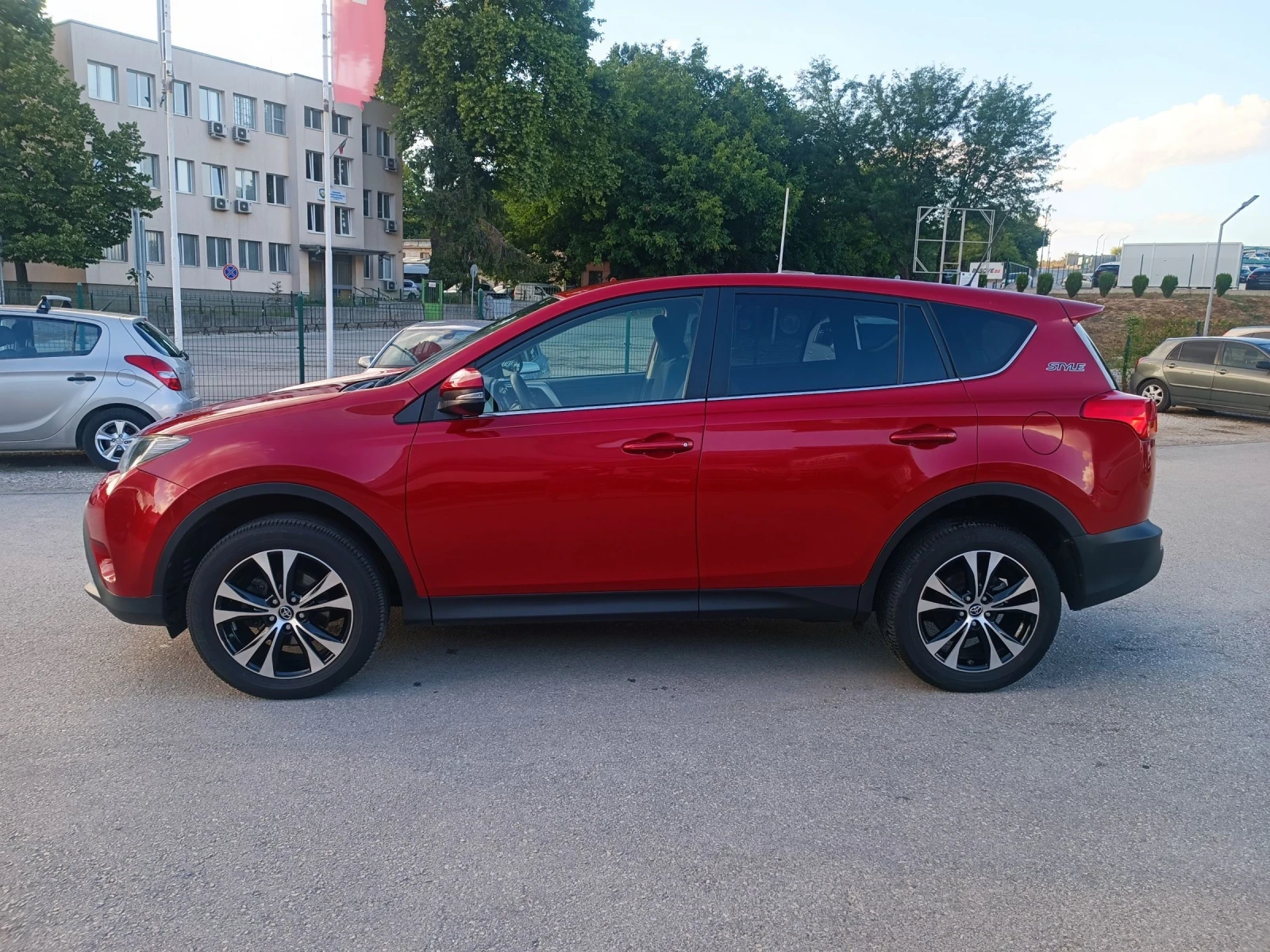 Toyota Rav4 2.0i-152-ШВЕЙЦАРИЯ-АВТОМАТ-4Х4-NAVI-KEYLESS - изображение 7