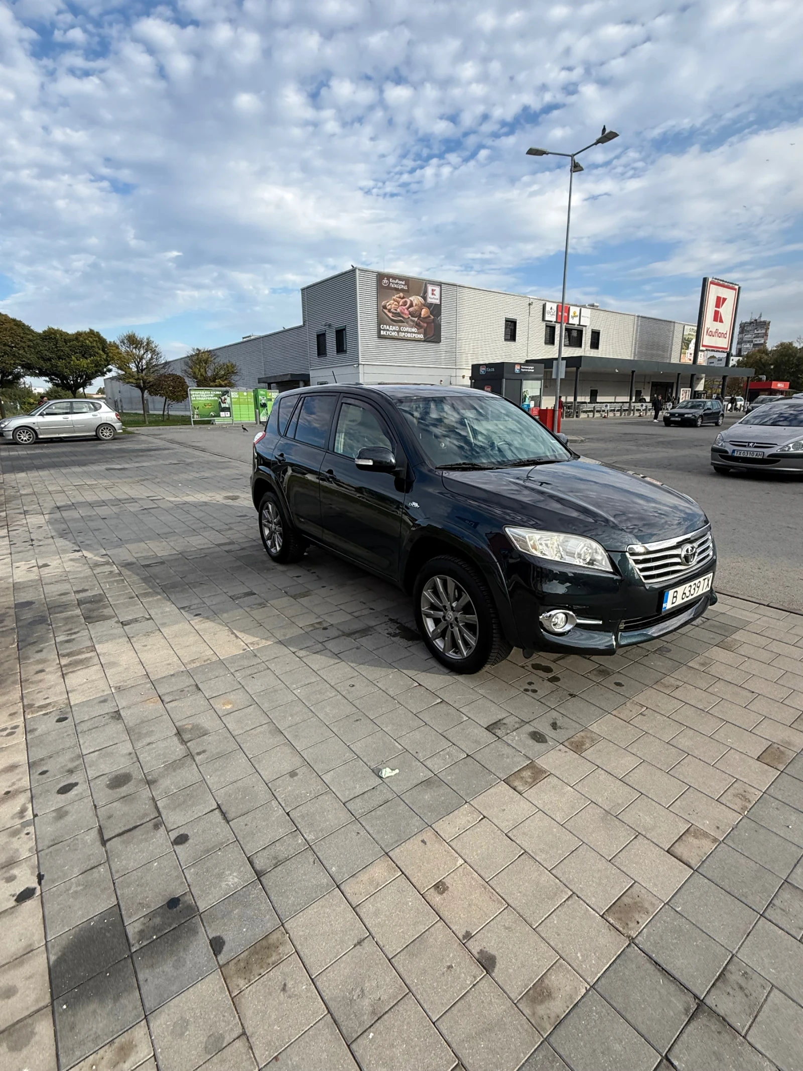 Toyota Rav4 2.2 D 150кс. Facelift 4x4   Автоматик - изображение 6