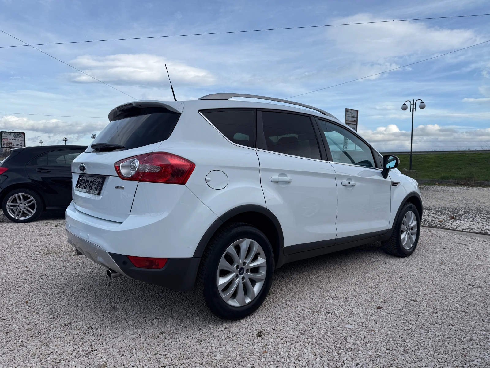 Ford Kuga 2.0TDCi, 163кс, TITANIUM, 4x4, KEYLESS - изображение 4