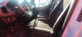 Mercedes-Benz Sprinter 319 2019 Година , снимка 6