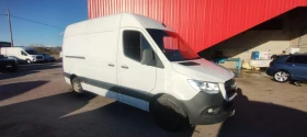 Mercedes-Benz Sprinter 319 2019 Година , снимка 10