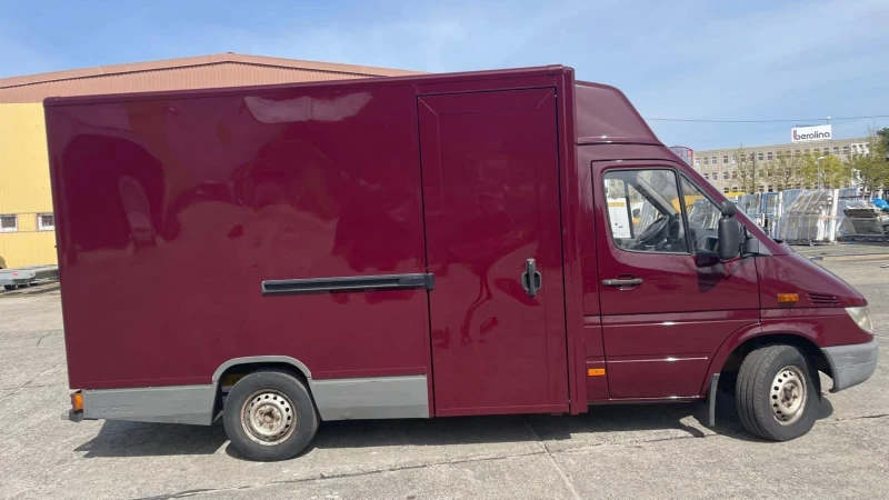 Mercedes-Benz Sprinter, снимка 16 - Бусове и автобуси - 47540873