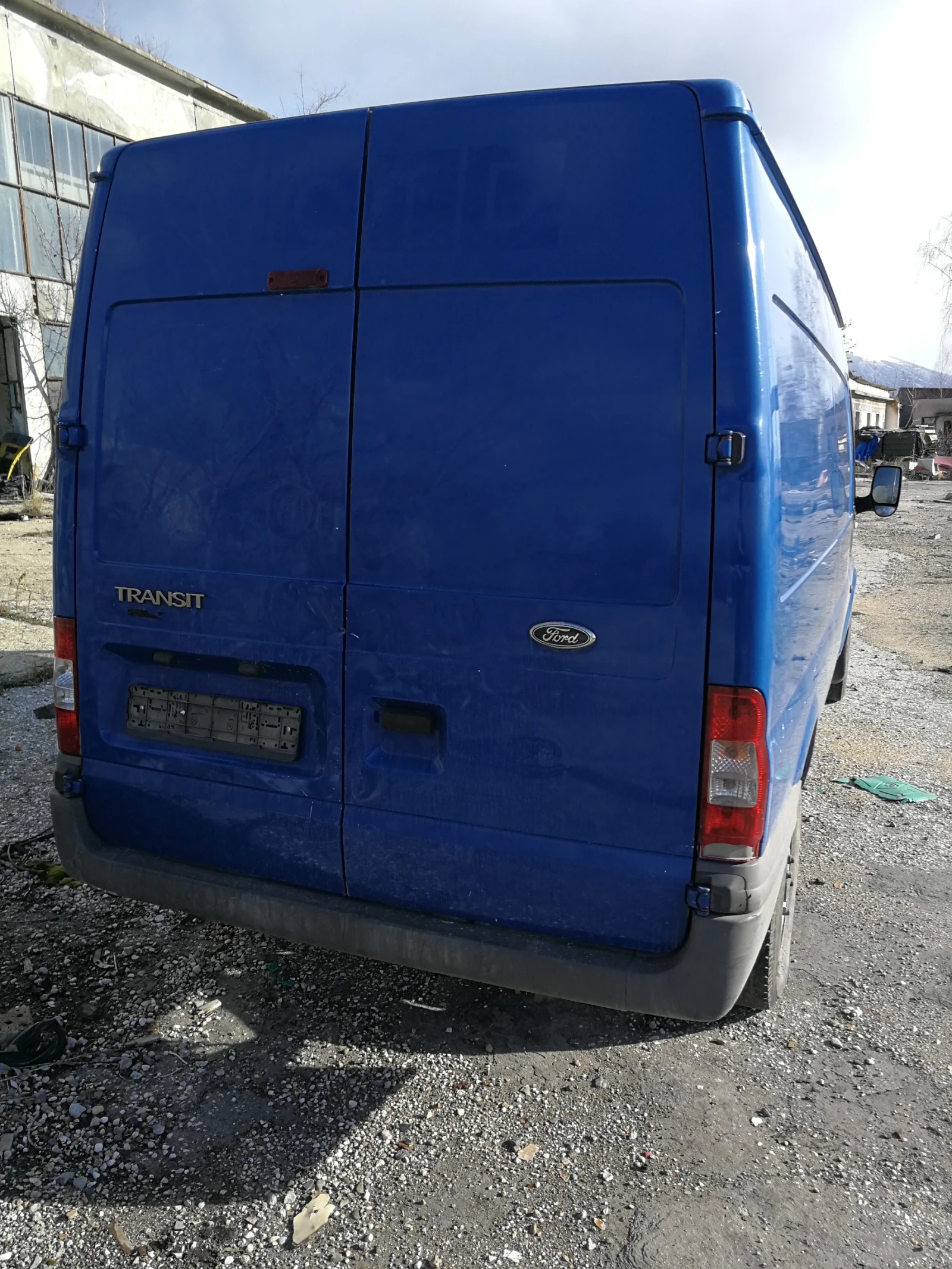 Ford Transit 2.4 TDCI - изображение 4