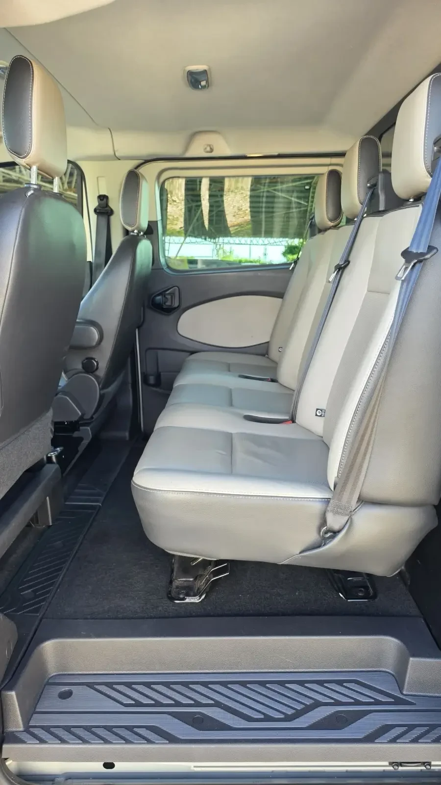 Ford Transit Custom 2.2.2TDCI  155 �.� | Mobile.bg � ����������� 11